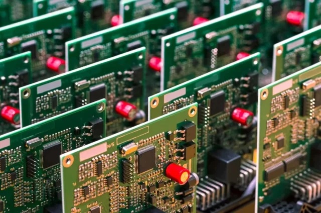 What is Low volume pcb Assembly